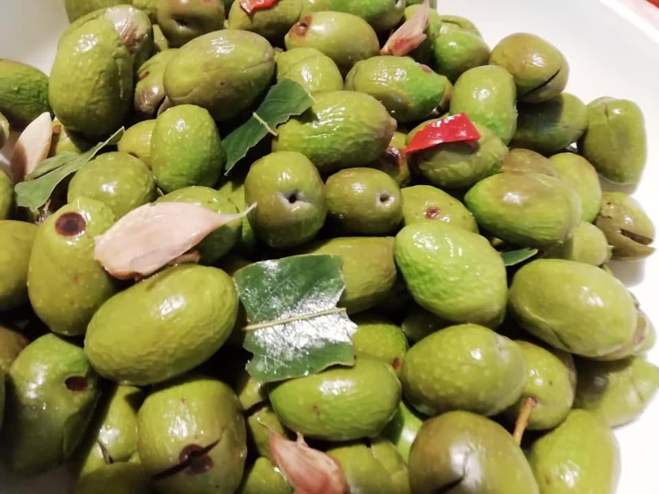Olive pestate ( foto e ricetta di Mario Figus )