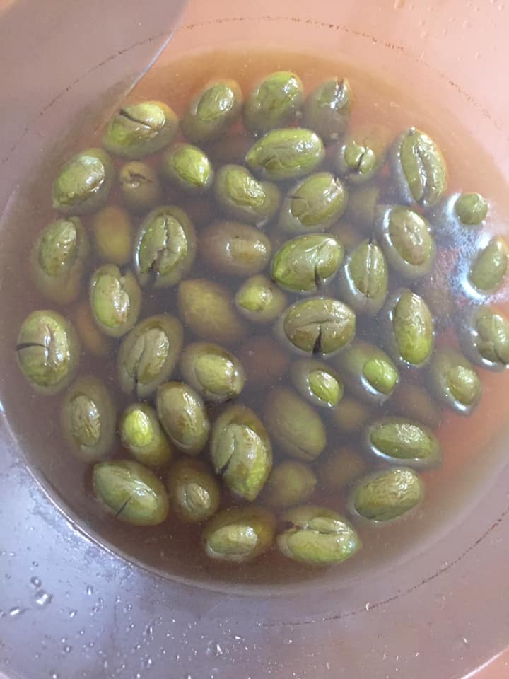 Olive pestate in salamoia di Gioia Lai